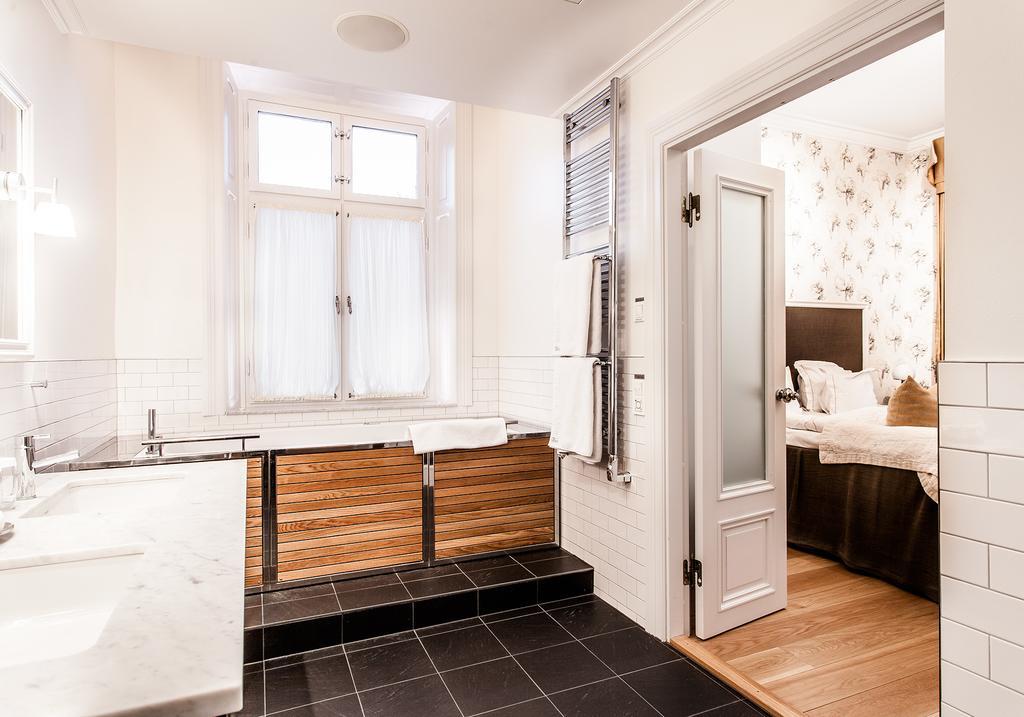 Hotel Villa Anna Уппсала Экстерьер фото