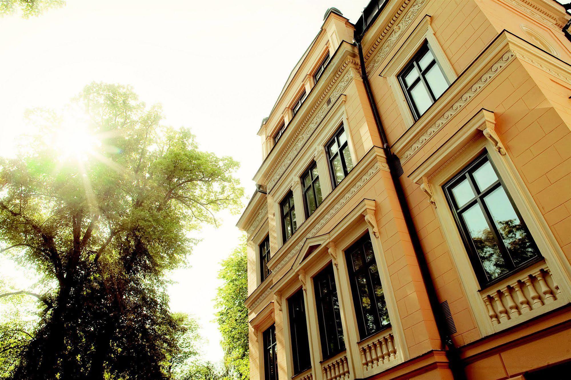Hotel Villa Anna Уппсала Экстерьер фото